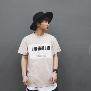 トリプルエー(AAA)のI AM WHAT I AM 19ss Tシャツ　ベージュ(Tシャツ/カットソー(半袖/袖なし))