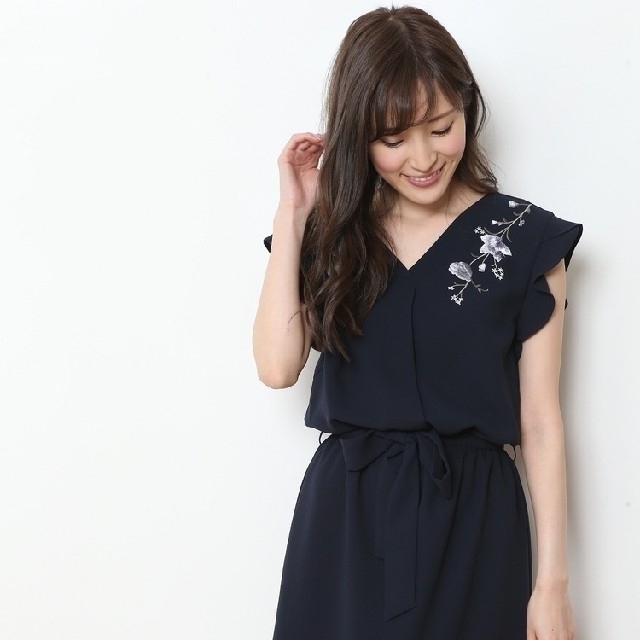 新品♡アプワイザーリッシェ♡ライン刺しゅうゆるシャツワンピース