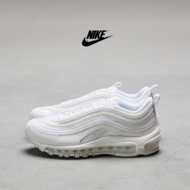 新品未使用　NIKE W AIR WAX 97カラー921733-100