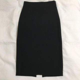 ザラ(ZARA)のZARA ミディ丈ペンシルスカート ブラック(ひざ丈スカート)