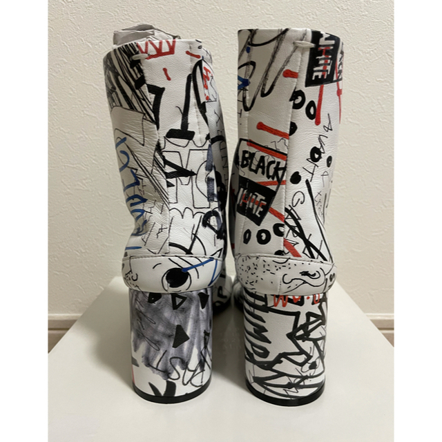 人気NEW】 Maison Martin Margiela 36 グラフィティ Maison Margiela Tabi タビの通販 by  Factam's shop｜マルタンマルジェラならラクマ