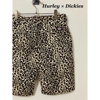 ハーレー(Hurley)の【2回着用の美品】 Hurley × Dickies ショーツ / size32(ショートパンツ)