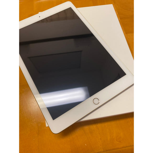 iPad 第5世代　32GB ゴールド　Wi-Fiモデル　美品