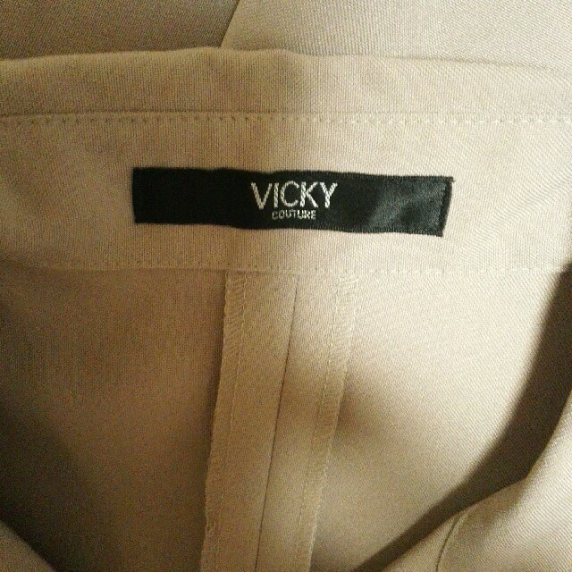 VICKY(ビッキー)の✨美品【VICKY】サファリ系ワンピース レディースのワンピース(ひざ丈ワンピース)の商品写真