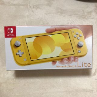 ニンテンドースイッチ(Nintendo Switch)の任天堂スイッチライト Switch lite イエロー(家庭用ゲーム機本体)