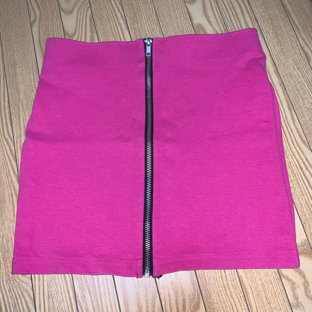 H&M(エイチアンドエム)の【未使用！】ピンク色ミニスカート レディースのスカート(ミニスカート)の商品写真