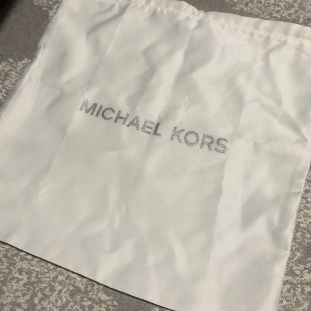 Michael Kors(マイケルコース)のマイケルコース 保存袋 レディースのバッグ(ショップ袋)の商品写真