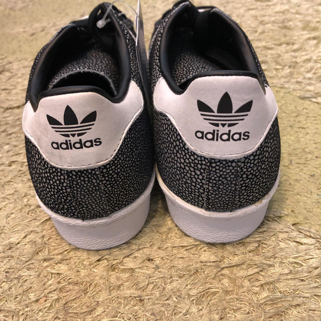 adidas アディダス スニーカー　スーパースター80s 2