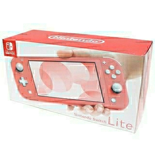 ニンテンドースイッチ(Nintendo Switch)のNintendo　Switch　LITE(コーラル)(家庭用ゲーム機本体)
