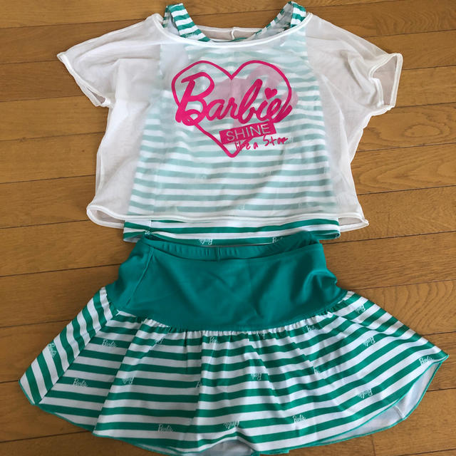 Barbie(バービー)の女の子　水着　4点セット キッズ/ベビー/マタニティのキッズ服女の子用(90cm~)(水着)の商品写真