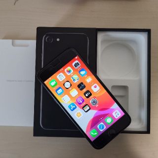 アップル(Apple)のiPhone7 32GB ブラック(スマートフォン本体)