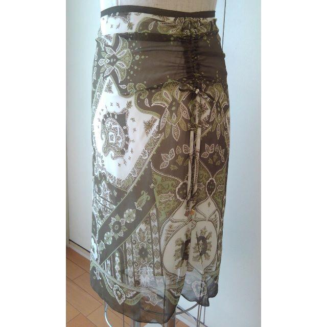 COUP DE CHANCE(クードシャンス)のCOUP DE CHANCE 　スカーフ柄アシンメトリースカート レディースのスカート(ひざ丈スカート)の商品写真
