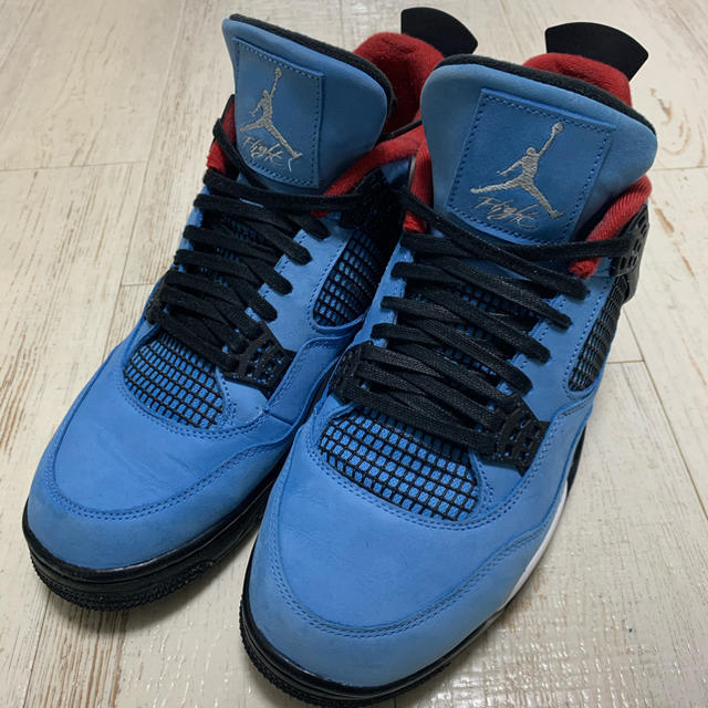 NIKE(ナイキ)のNIKE AIR JORDAN 4 RETRO TRAVIS SCOTT   メンズの靴/シューズ(スニーカー)の商品写真