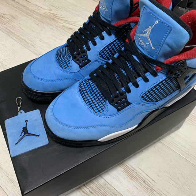 NIKE(ナイキ)のNIKE AIR JORDAN 4 RETRO TRAVIS SCOTT   メンズの靴/シューズ(スニーカー)の商品写真