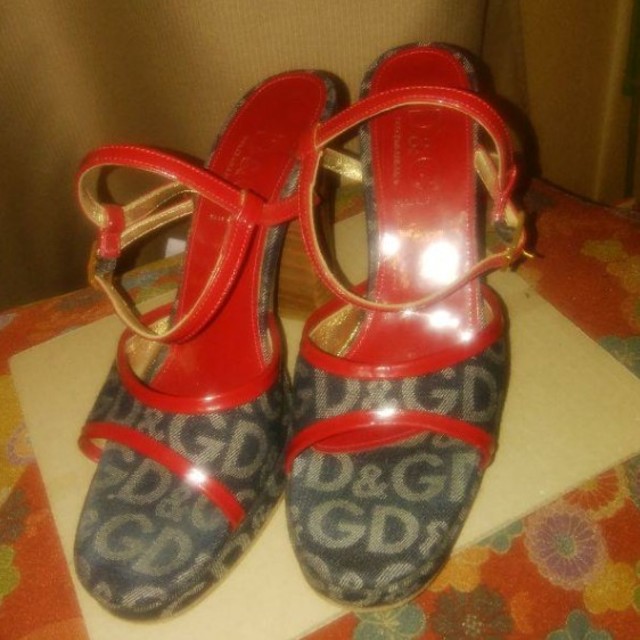 D&G(ディーアンドジー)の処分価格！D＆G デニムサンダル レディースの靴/シューズ(サンダル)の商品写真