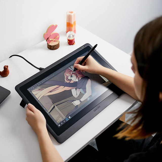 Wacom(ワコム)のwacom cintiq 16 液タブ スマホ/家電/カメラのPC/タブレット(タブレット)の商品写真