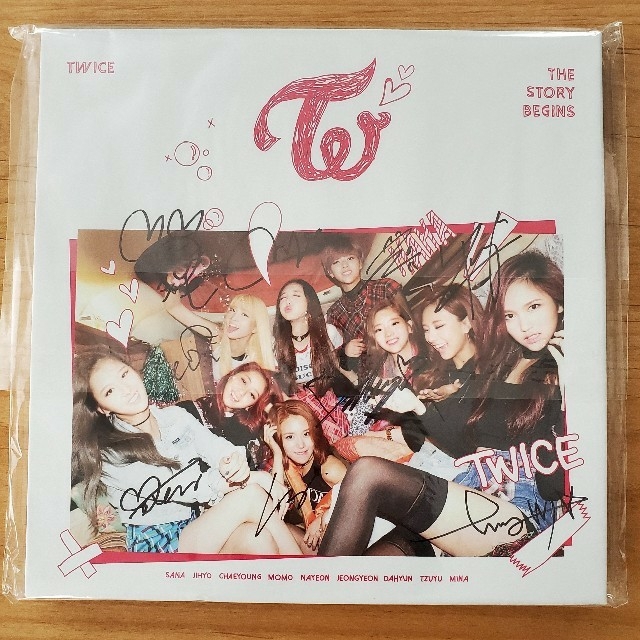 TWICE 直筆サイン入りCD the story begins トレカ | フリマアプリ ラクマ TWICE 直筆サイン入りCD the story begins トレカ | フリマアプリ ラクマ