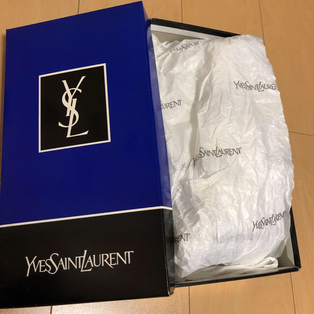 Saint Laurent(サンローラン)のYVESSAINTLAURENT(イブサンローラン)  パンプス レディースの靴/シューズ(ハイヒール/パンプス)の商品写真