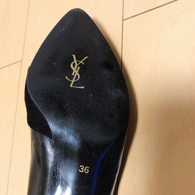 Saint Laurent(サンローラン)のYVESSAINTLAURENT(イブサンローラン)  パンプス レディースの靴/シューズ(ハイヒール/パンプス)の商品写真