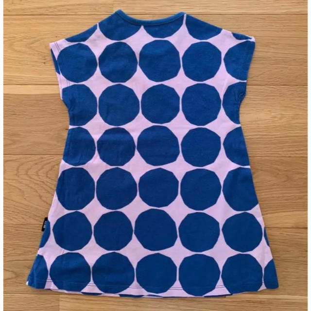 marimekko(マリメッコ)の日本未発売★marimekko uniqlo ベビーワンピース　kivet キッズ/ベビー/マタニティのキッズ服女の子用(90cm~)(ワンピース)の商品写真