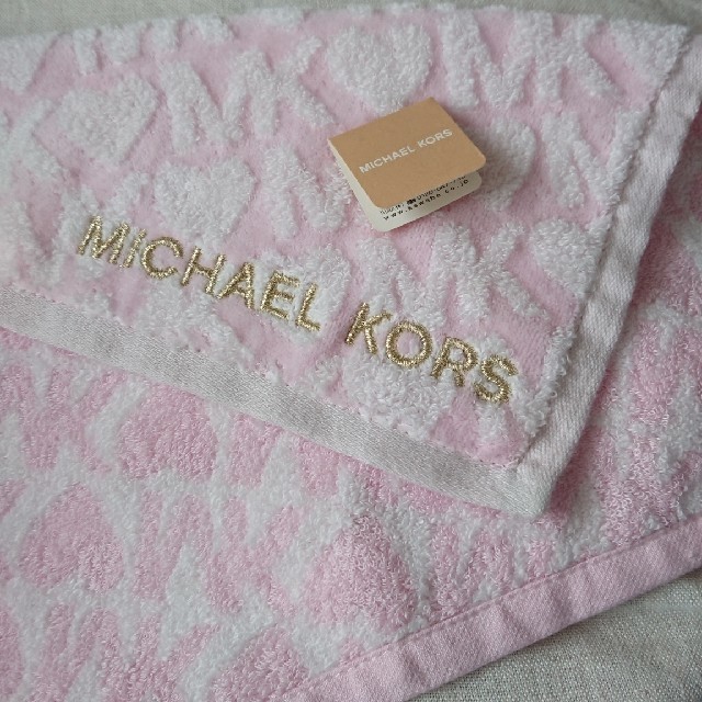 Michael Kors(マイケルコース)のハンカチ レディースのファッション小物(ハンカチ)の商品写真