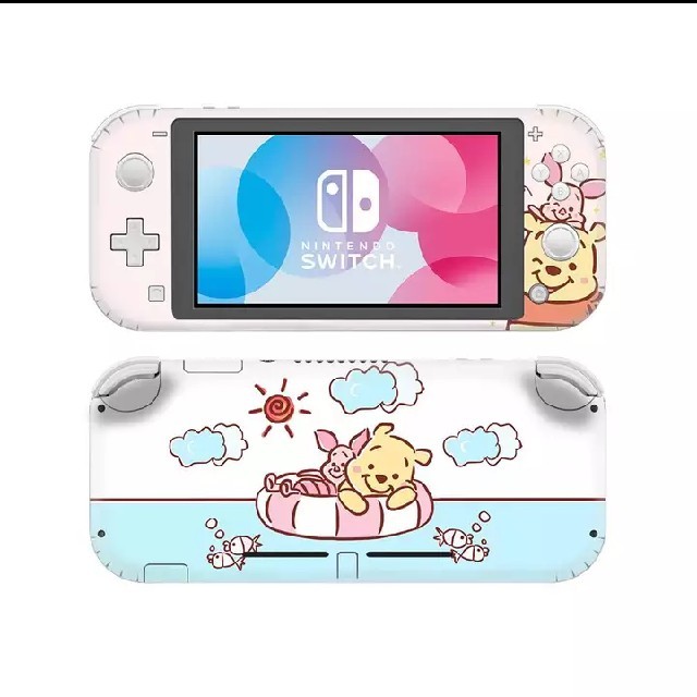 Nintendo Switch(ニンテンドースイッチ)のスイッチ ライト Switch Lite スキンシール くまのプーさん エンタメ/ホビーのゲームソフト/ゲーム機本体(その他)の商品写真