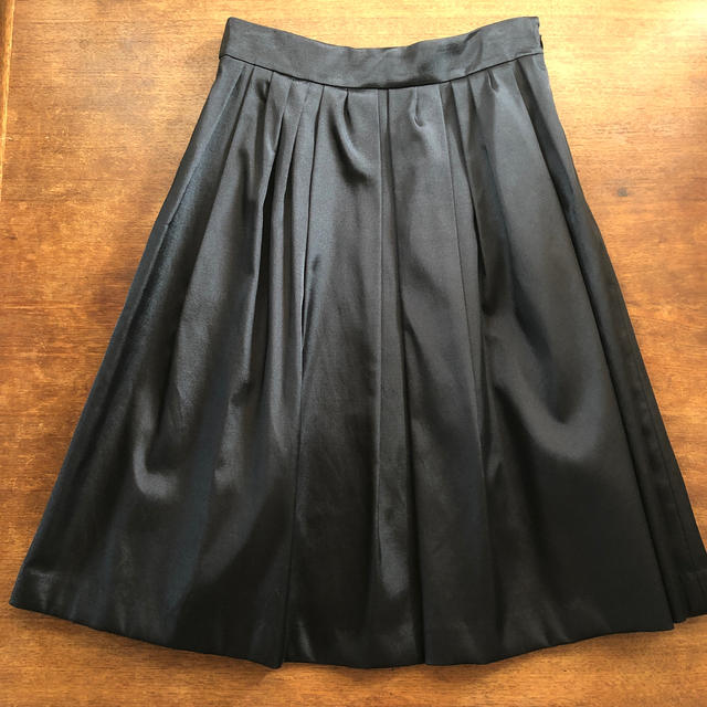 UNITED ARROWS(ユナイテッドアローズ)のユナイテッドアローズ　スカート　36 レディースのスカート(ひざ丈スカート)の商品写真
