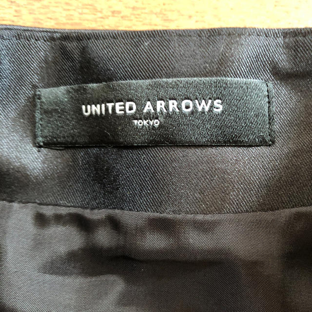 UNITED ARROWS(ユナイテッドアローズ)のユナイテッドアローズ　スカート　36 レディースのスカート(ひざ丈スカート)の商品写真