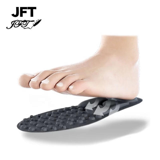 【JFT】実用新案取得のエアセルのインソール(足つぼタイプ) メンズの靴/シューズ(スニーカー)の商品写真