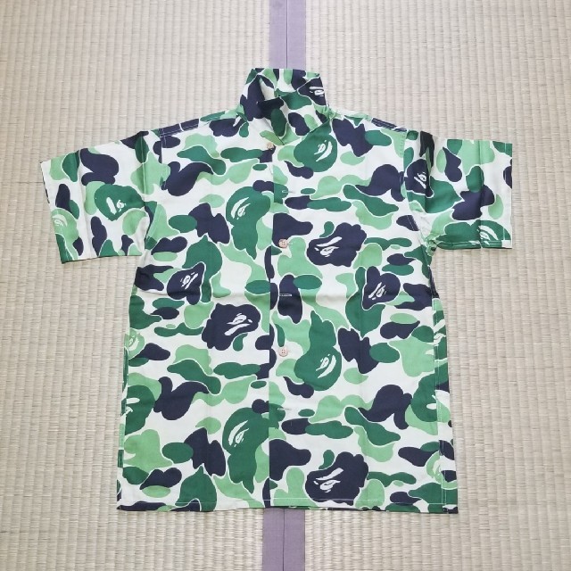 A BATHING APE(アベイシングエイプ)のA Bathing Ape アロハシャツ Sサイズ メンズのトップス(シャツ)の商品写真