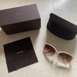 トムフォード(TOM FORD)のトムフォード サングラス 白(サングラス/メガネ)