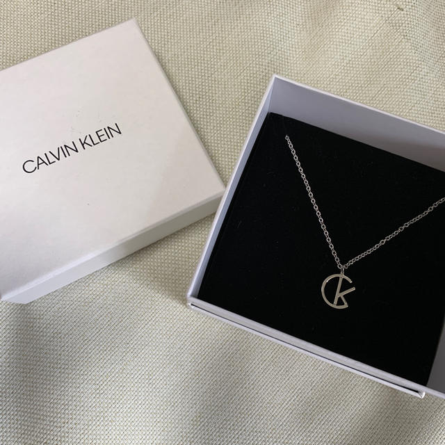 Calvin Klein(カルバンクライン)のネックレス レディースのアクセサリー(ネックレス)の商品写真