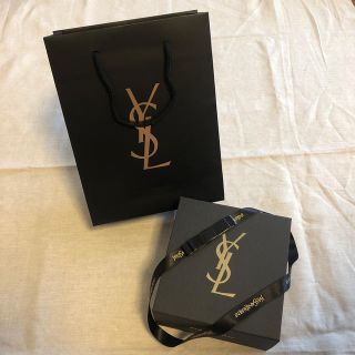 イヴサンローランボーテ(Yves Saint Laurent Beaute)のイヴ・サンローラン　箱　袋　リボン(ラッピング/包装)