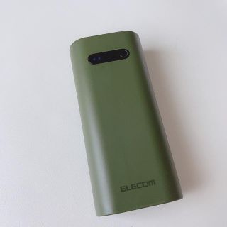 エレコム(ELECOM)のモバイルバッテリー エレコム (バッテリー/充電器)