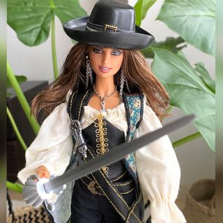 バービー(Barbie)のバービー × パイレーツオブカリビアン 生命の泉　フィギュア アンジェリカ 人形(その他)