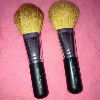 ベアミネラル(bareMinerals)の【値下げ中】フローレスフェイスブラシ 2本セット(ブラシ・チップ)