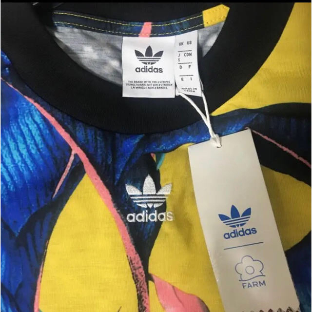 adidas(アディダス)の新品　アディダス  ワンピース adidas レディースのワンピース(ミニワンピース)の商品写真