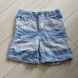 ベビーギャップ(babyGAP)の【匿名配送】babyGAP ボーダー柄ショートパンツ 95㎝(パンツ/スパッツ)