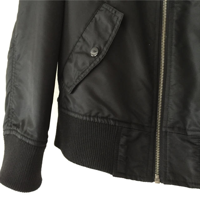 w closet(ダブルクローゼット)のリバーシブル ma-1 レディースのジャケット/アウター(ブルゾン)の商品写真