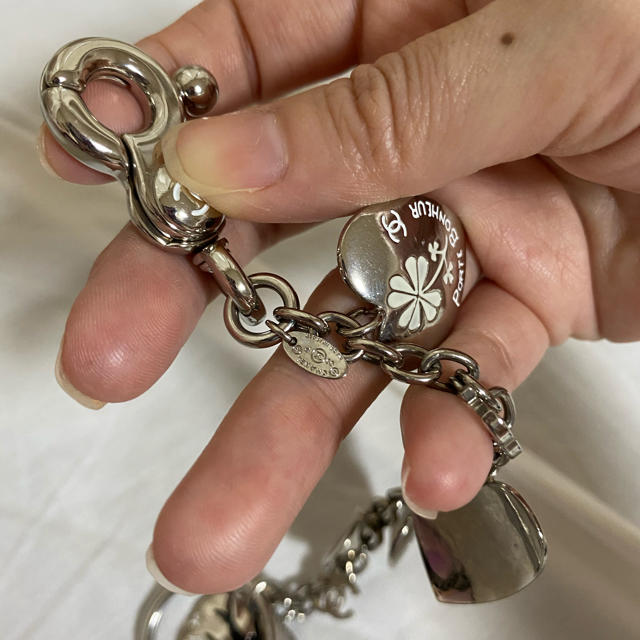 CHANEL - 正規レア物シャネルハートチャームキーホルダー CHANEL - 正規レア物シャネルハートチャームキーホルダー