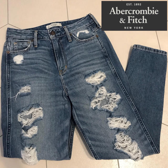 Abercrombie&Fitch(アバクロンビーアンドフィッチ)のAbercrombie＆Fitch アバクロ BOYFRIENDJEANS 00 レディースのパンツ(デニム/ジーンズ)の商品写真