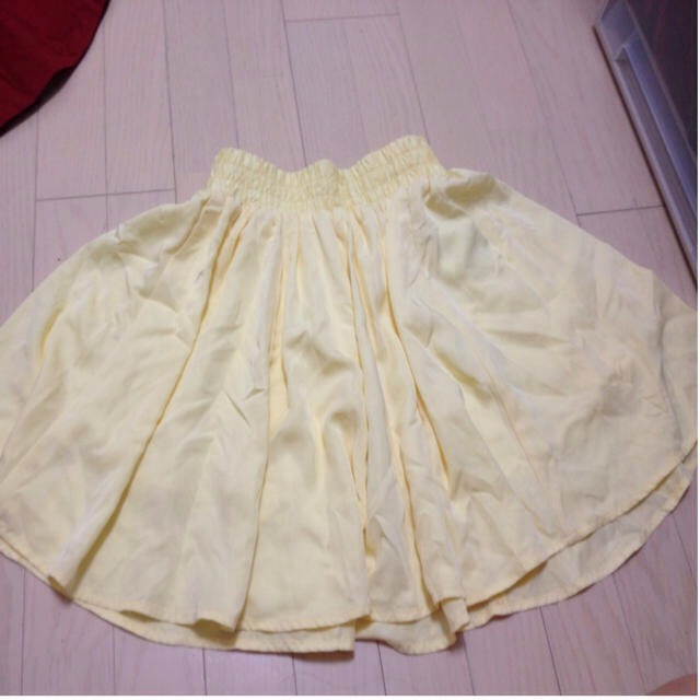 WEGO(ウィゴー)のWEGO♡イエロースカート レディースのスカート(ミニスカート)の商品写真