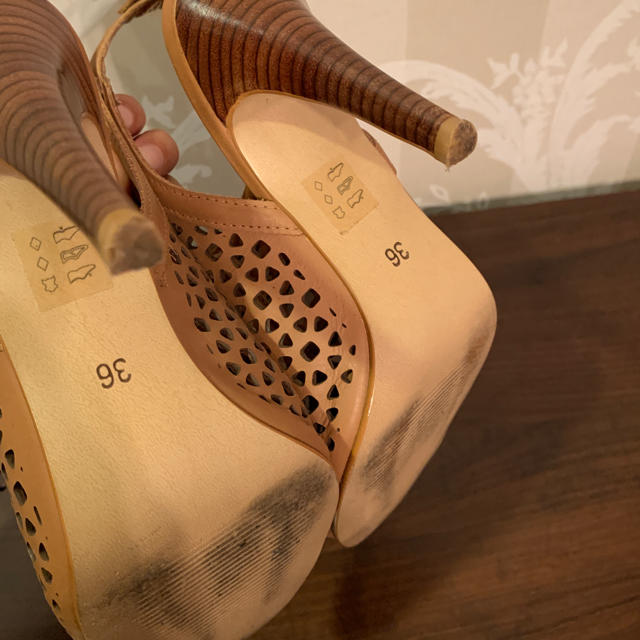 DouDou(ドゥドゥ)のDOUDOU サンダル レディースの靴/シューズ(サンダル)の商品写真