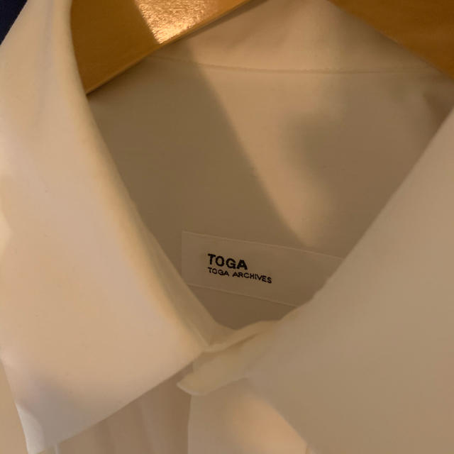 TOGA(トーガ)の最終値下げ★TOGA 2019AW 白シャツ レディースのトップス(シャツ/ブラウス(長袖/七分))の商品写真