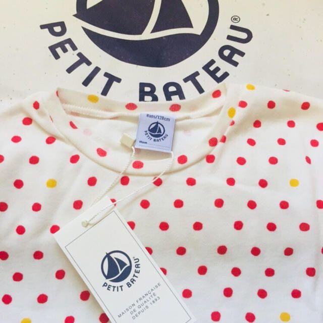 PETIT BATEAU(プチバトー)の★セール★ プチバトー 8ans マルチドット半袖Tシャツ キッズ/ベビー/マタニティのキッズ服女の子用(90cm~)(Tシャツ/カットソー)の商品写真