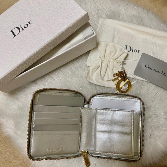 Dior - 【大幅値下げ】dior 財布 ウォレットの通販 by naaami_nk's shop｜ディオールならラクマ