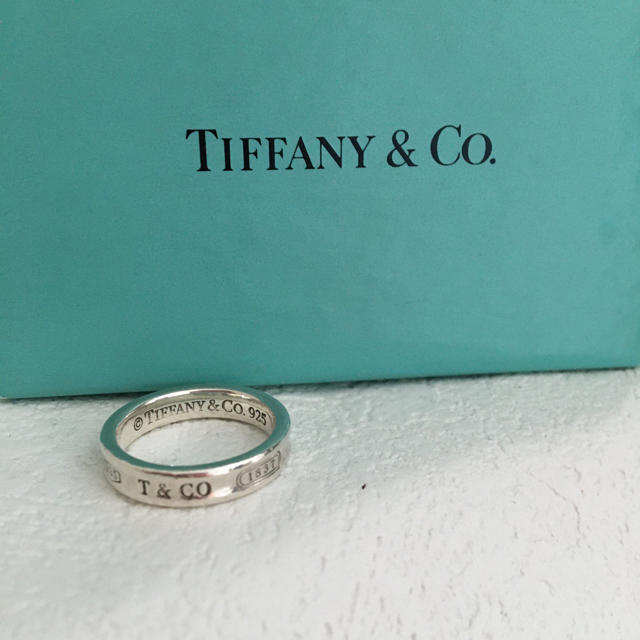 Tiffany & Co.(ティファニー)のティファニー　ナローリング　10号 レディースのアクセサリー(リング(指輪))の商品写真