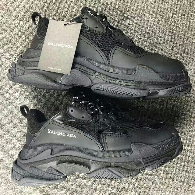 balenciaga triple s 42