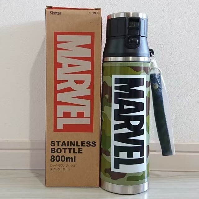 MARVEL(マーベル)のラスト❗ マーベル 新品 超軽量 ワンプッシュ ダイレクトボトル 800ml キッズ/ベビー/マタニティの授乳/お食事用品(水筒)の商品写真