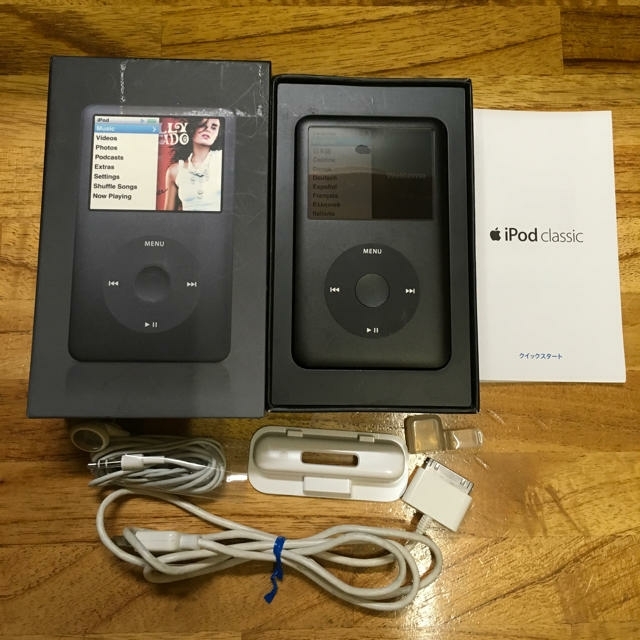 Apple(アップル)のApple iPod classic black 80GB スマホ/家電/カメラのオーディオ機器(ポータブルプレーヤー)の商品写真